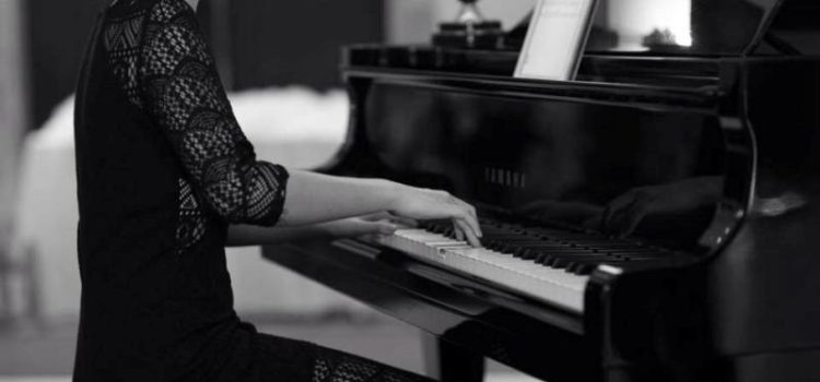 Dậm pedal đàn Piano là gì? Cách dậm như thế nào cho hợp lý? Dậm pedal đàn Piano là gì? Cách dậm như thế nào cho hợp lý?