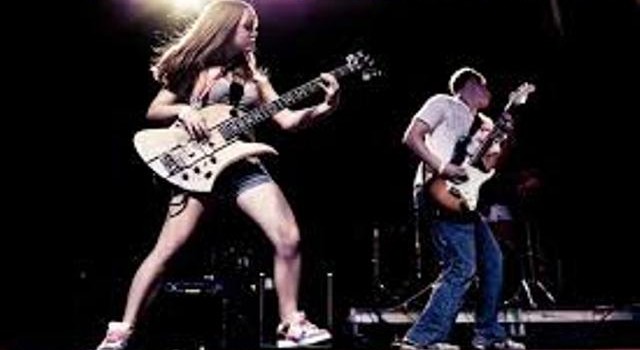 Tận hưởng mua hè bằng âm nhạc