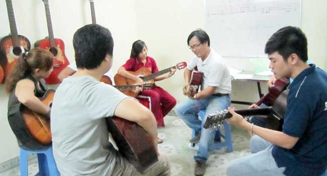 20 điệu guitar cơ bản cho người mới tập chơi