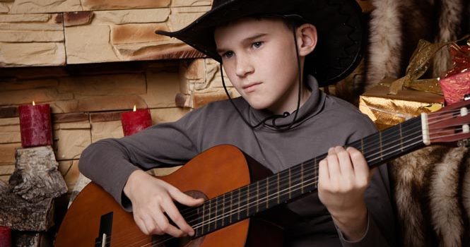 Đàn guitar Avalote Acoustic có dễ chơi không? Đàn guitar Avalote Acoustic có dễ chơi không?