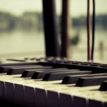 Người lớn muốn học đánh đàn Piano nên bắt đầu từ đâu?